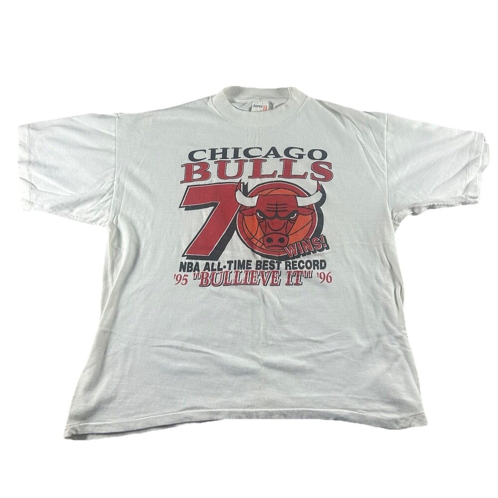 Vintage Chicago Bulls 70 Wins Graphic Shirt Men’s Large NBA Bullieve White 1996